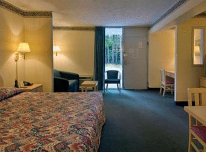 Howard Johnson By Wyndham Commerce Ga Rom bilde